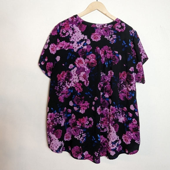 Torrid Floral Gauze Split Front Pullover Top - Picture 6 of 7